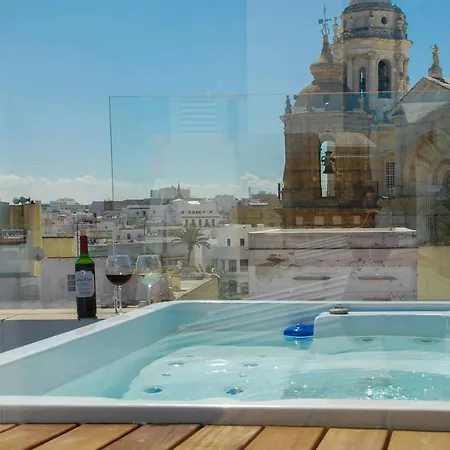 ***** Attic With Impressive Views And Jacuzzi Apartment Cadiz Exterior photo