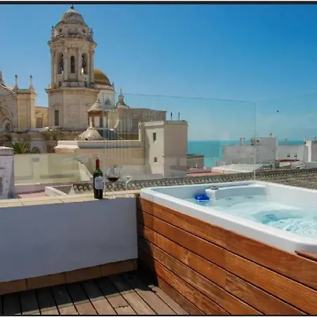 ***** Attic With Impressive Views And Jacuzzi Apartment Cadiz Exterior photo