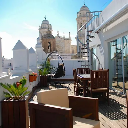 ***** Attic With Impressive Views And Jacuzzi Apartment Cadiz Exterior photo