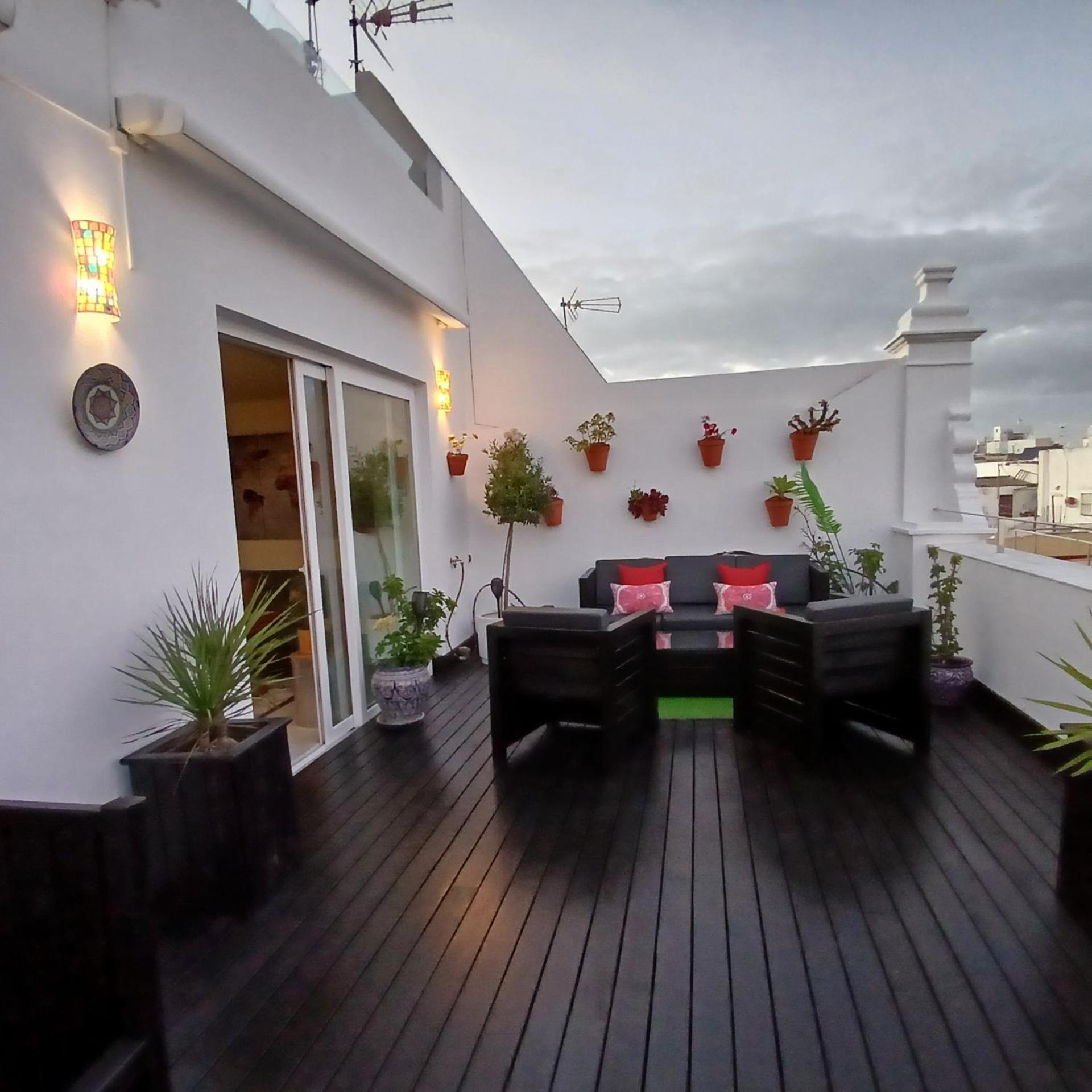 Apartment ***** Attic With Impressive Views And Jacuzzi Cadiz