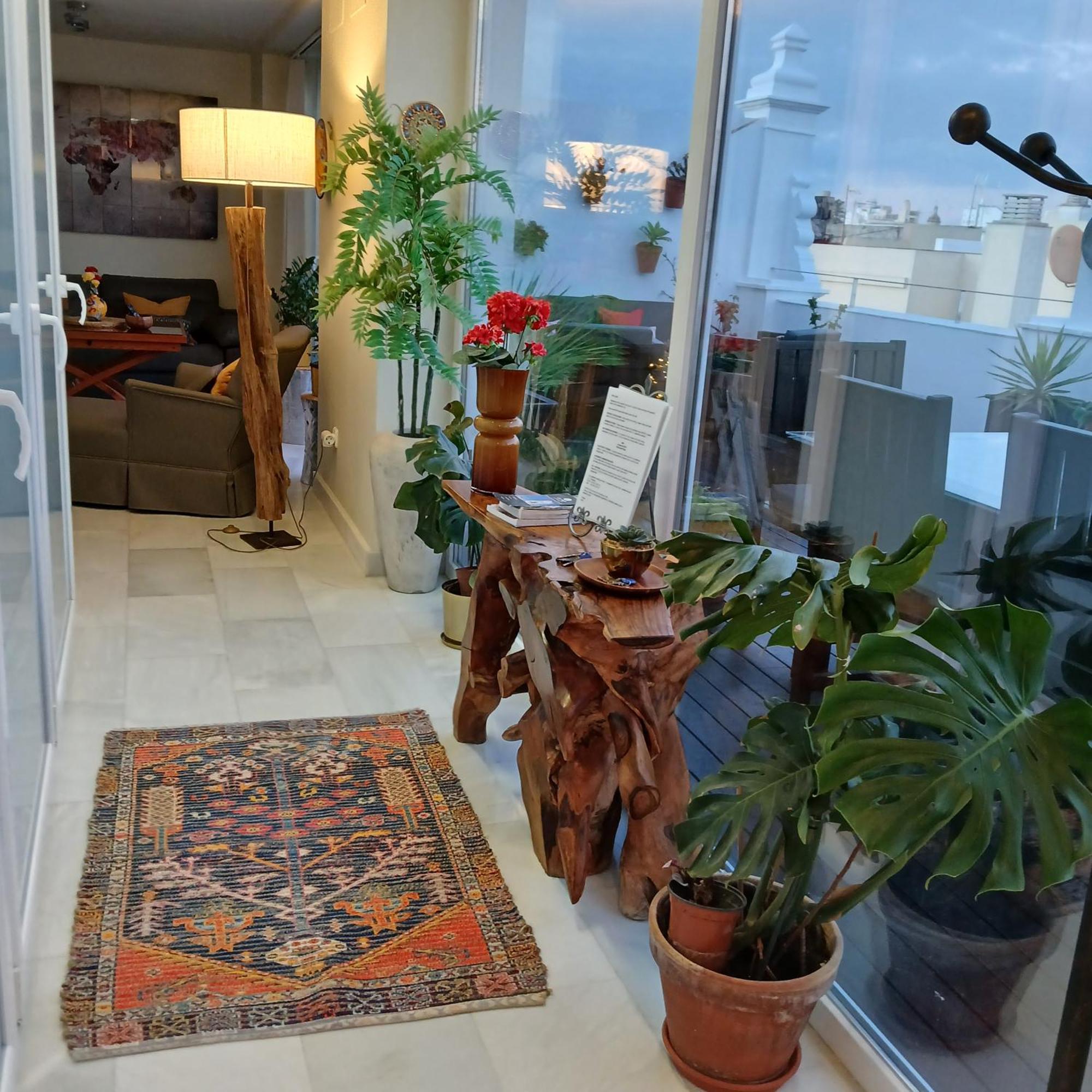 Apartment ***** Attic With Impressive Views And Jacuzzi Cadiz