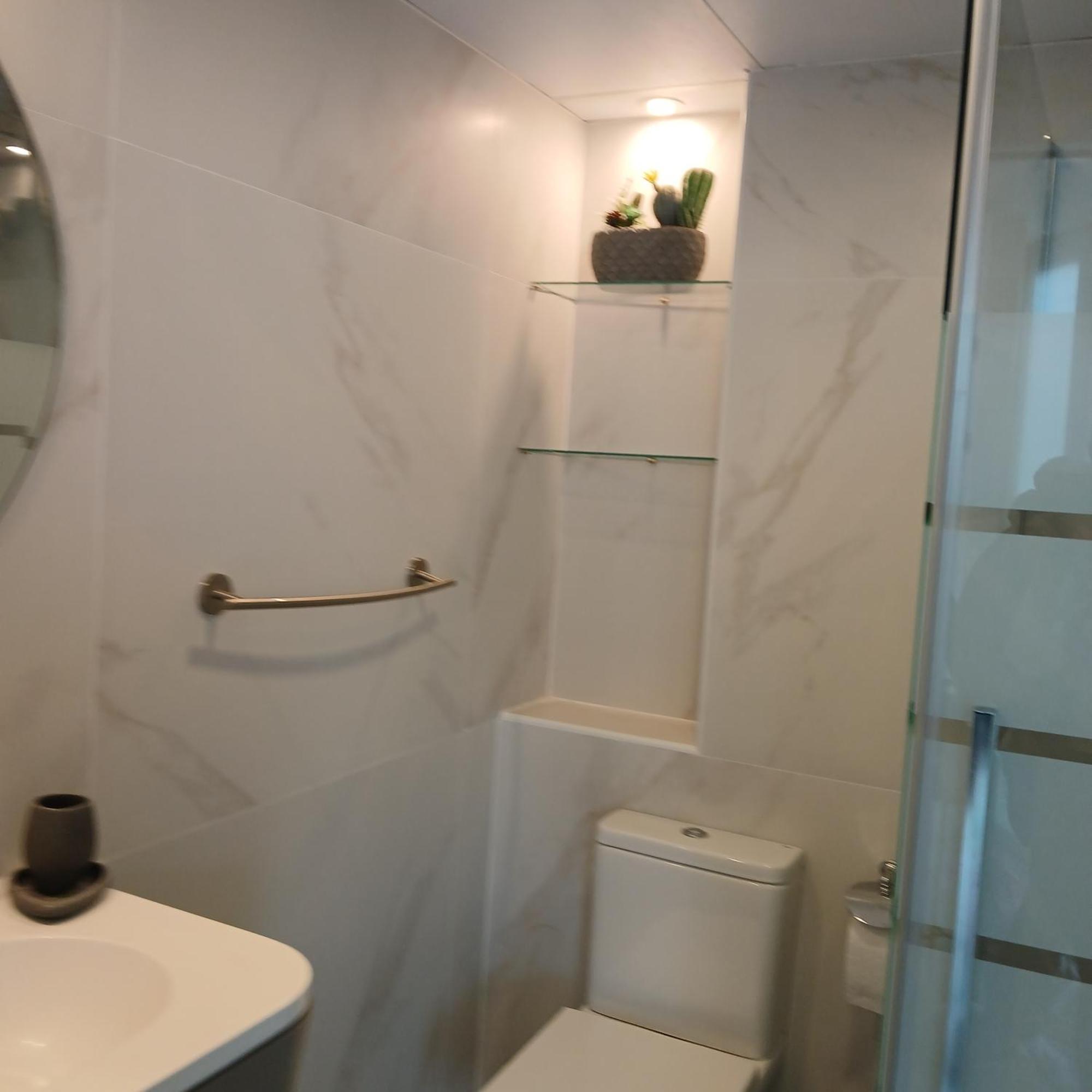 ***** Attic With Impressive Views And Jacuzzi Cadiz